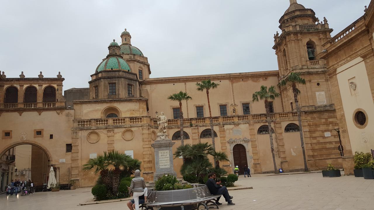 Casa Turismo "Madonna Del Paradiso" Mazara del Vallo Ngoại thất bức ảnh